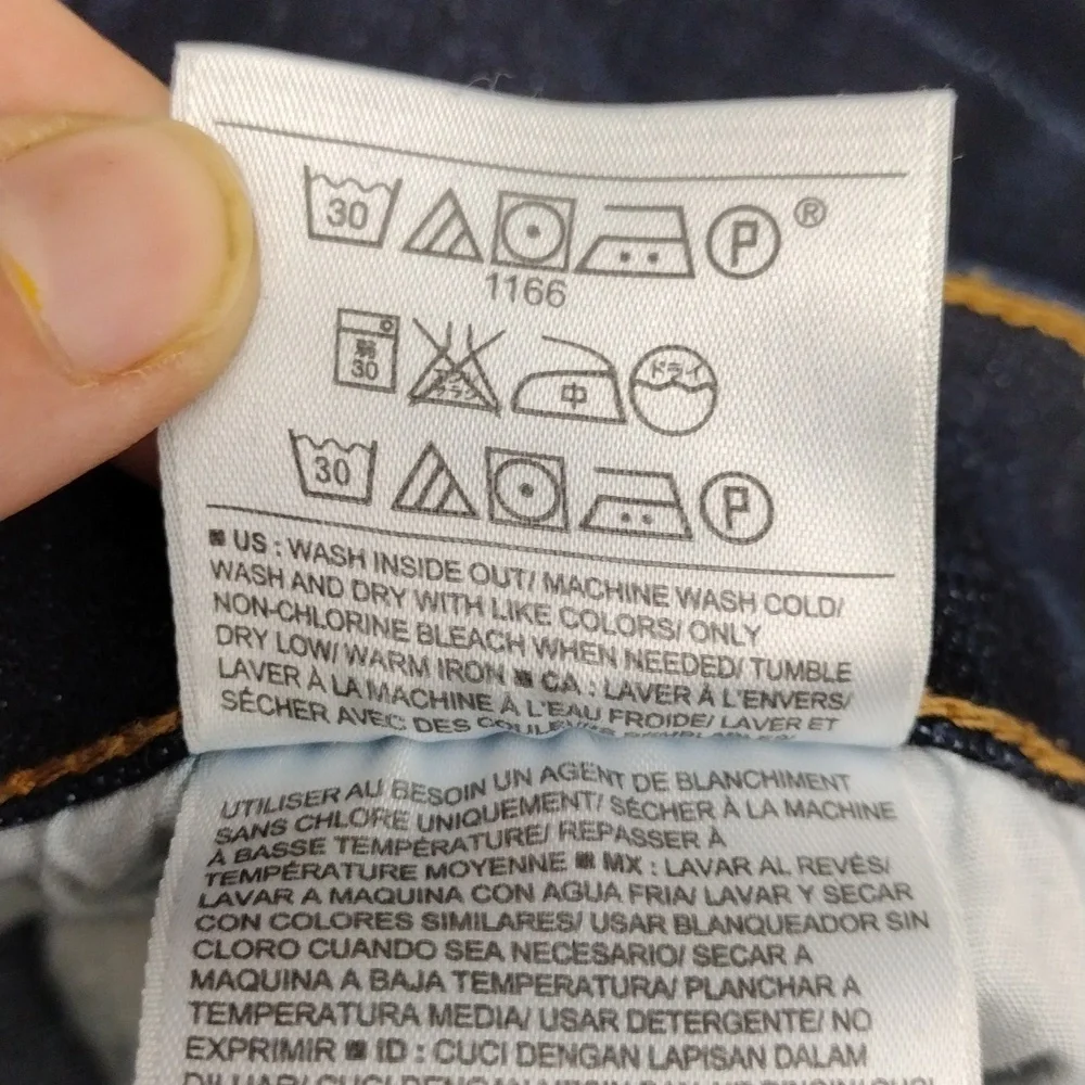 EUC Old Navy Skinny Jeans size 18 Regular - Picture 11 of 15